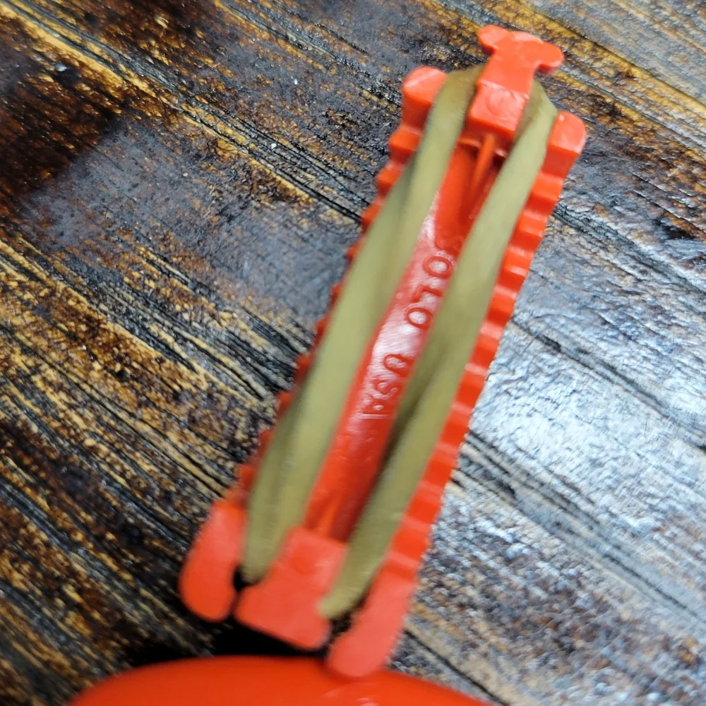 vintage 40s red pair of braid clips